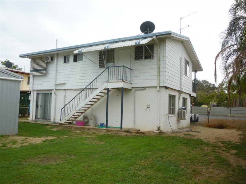 3 Barry Street, Gracemere QLD 4702