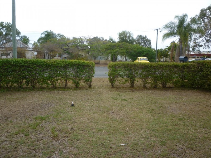 3 Barry Street, Gracemere QLD 4702