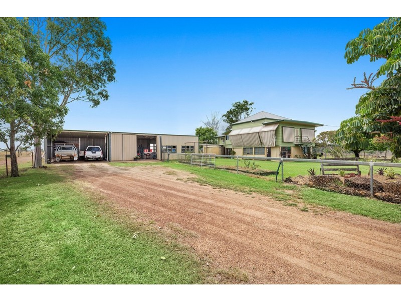 218 South Yaamba Road, Alton Downs QLD 4702