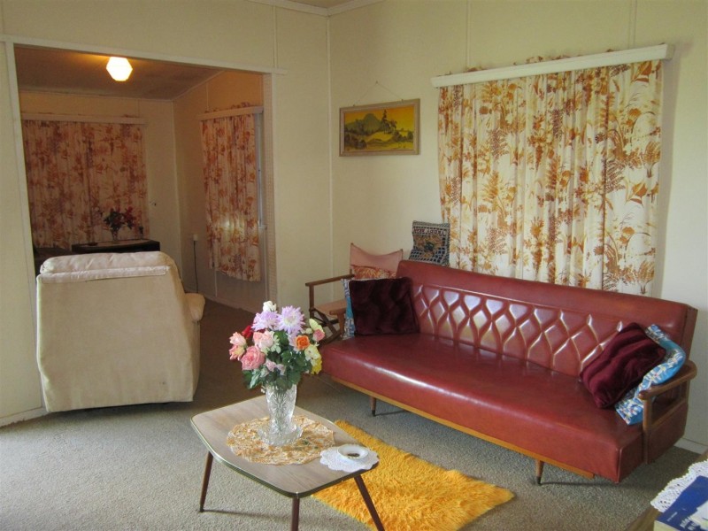 23 Coronation Drive, Mount Morgan QLD 4714