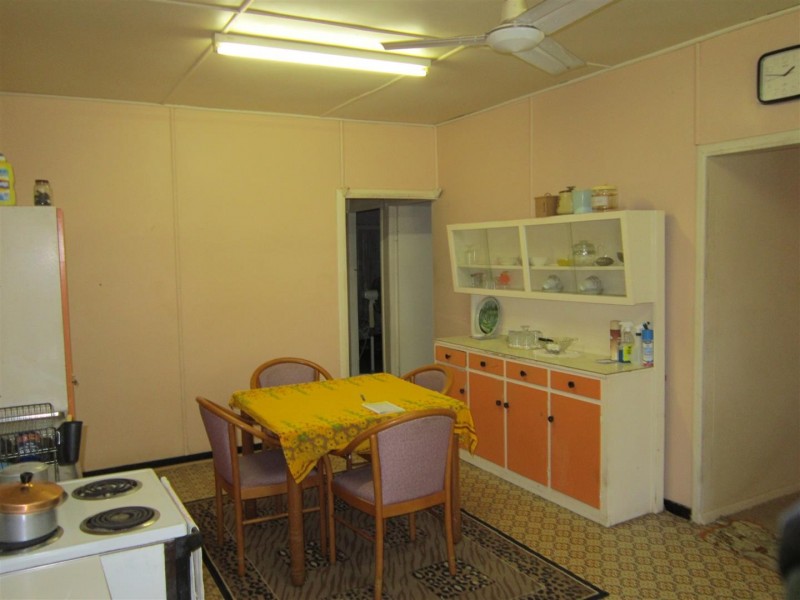 23 Coronation Drive, Mount Morgan QLD 4714