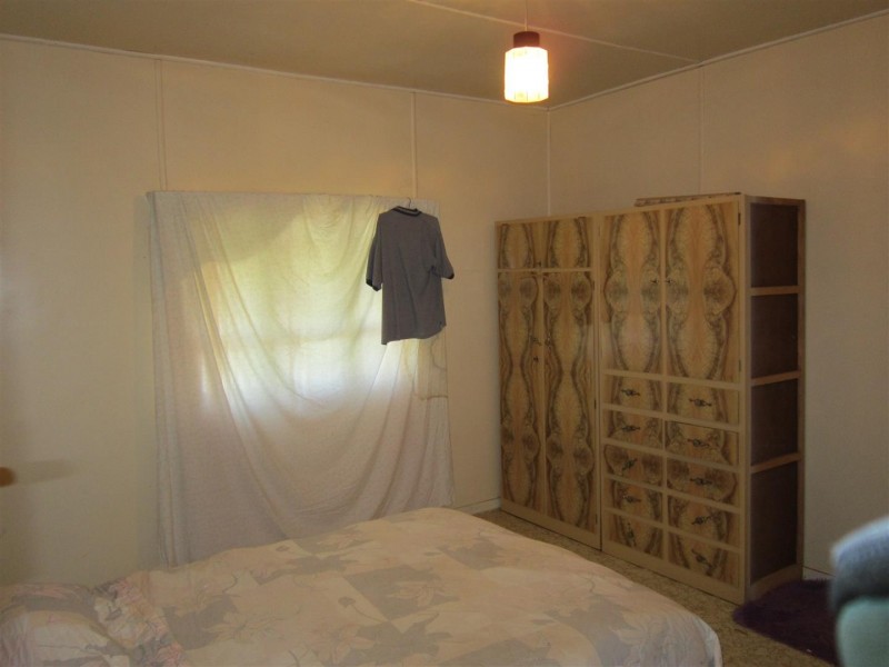 23 Coronation Drive, Mount Morgan QLD 4714