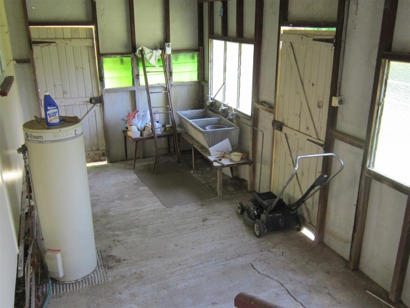 23 Coronation Drive, Mount Morgan QLD 4714