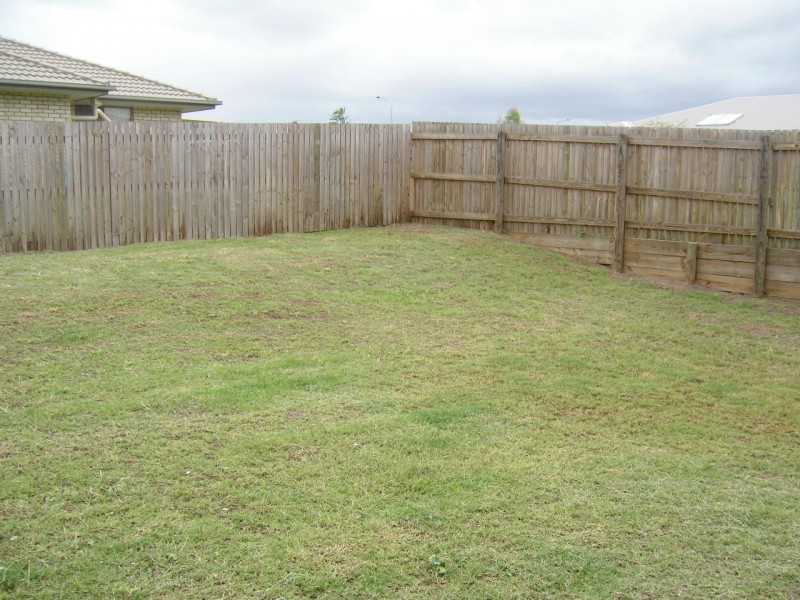 20 Jamie Crescent, Gracemere QLD 4702