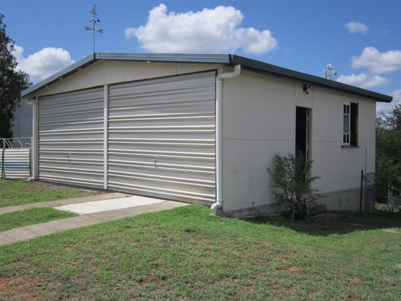 11 Norton Street, Mount Morgan QLD 4714