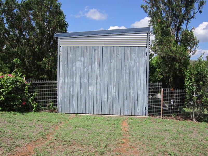 11 Norton Street, Mount Morgan QLD 4714