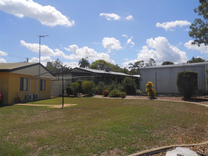 1 Charles Crescent, Gracemere QLD 4702