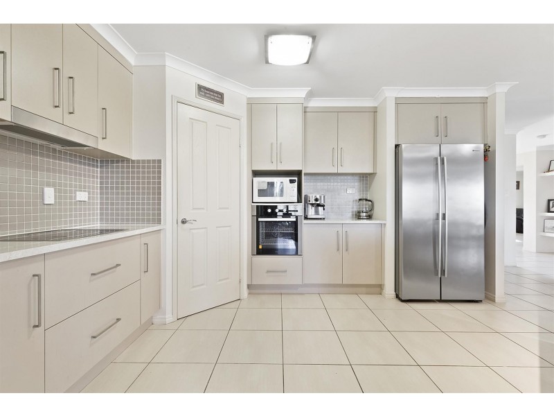 7 Mamalis Street, Gracemere QLD 4702