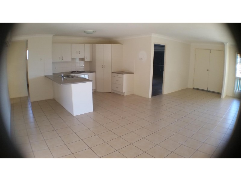 29 Seonaid Place, Gracemere QLD 4702
