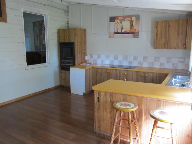 2 Joyce Street, Walterhall QLD 4714