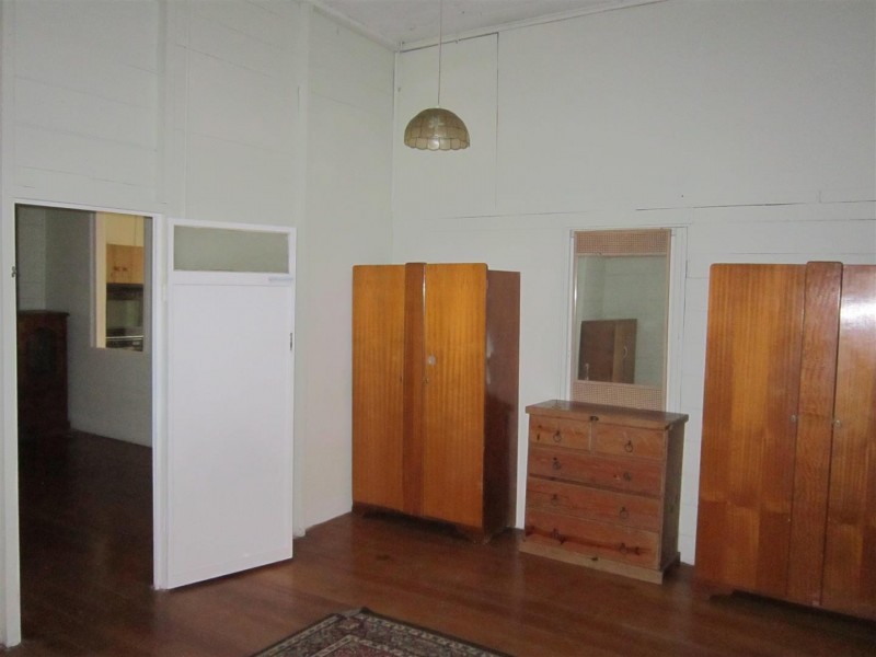 2 Joyce Street, Walterhall QLD 4714