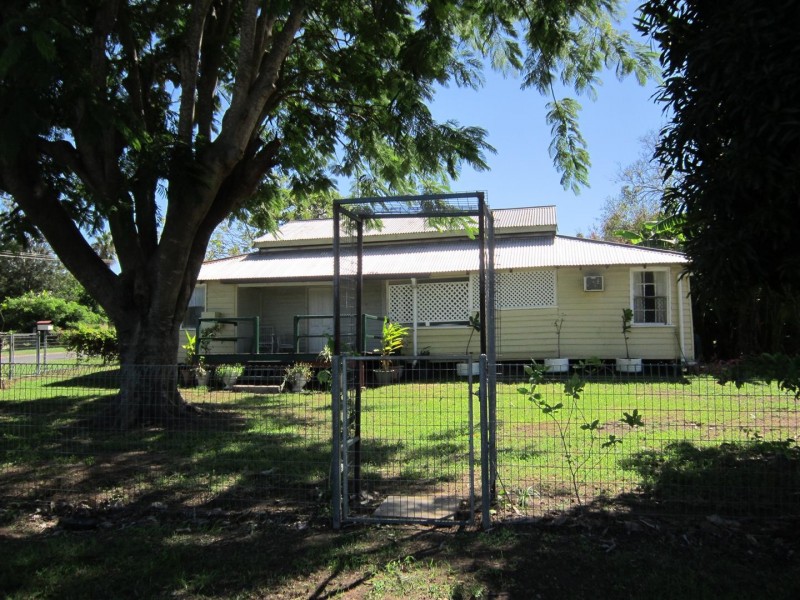 2 Joyce Street, Walterhall QLD 4714