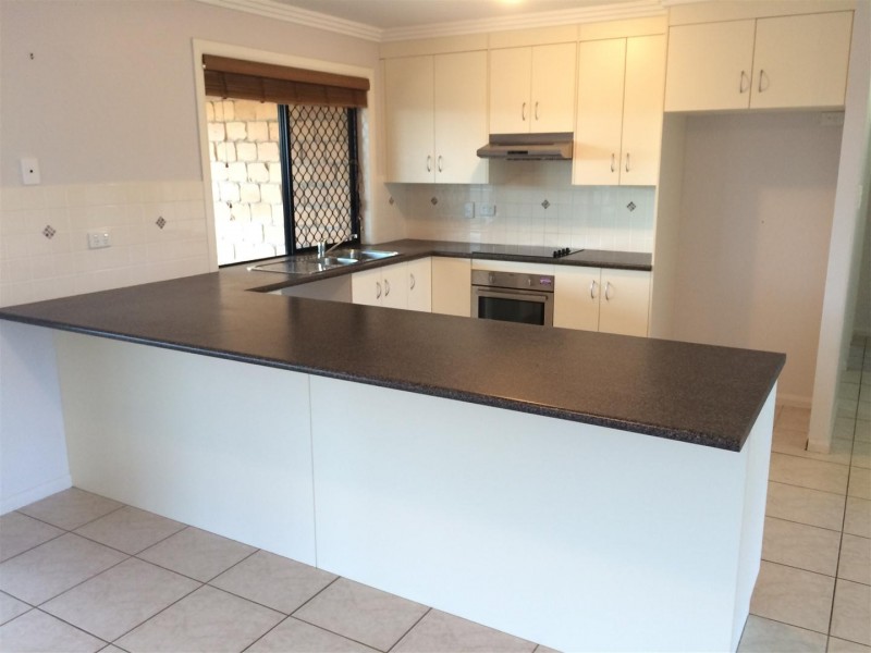 61 Buxton Drive, Gracemere QLD 4702