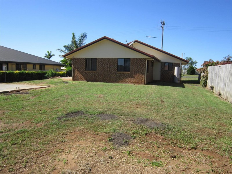 24 Bland Street, Gracemere QLD 4702