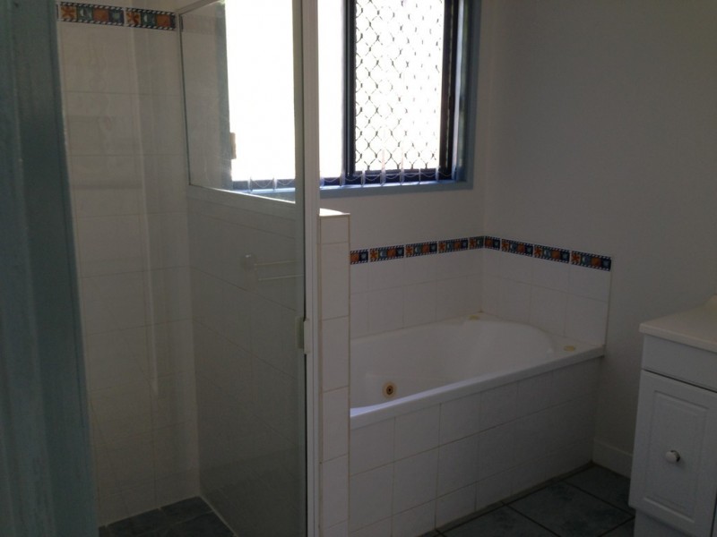 34 Davison Street, Gracemere QLD 4702