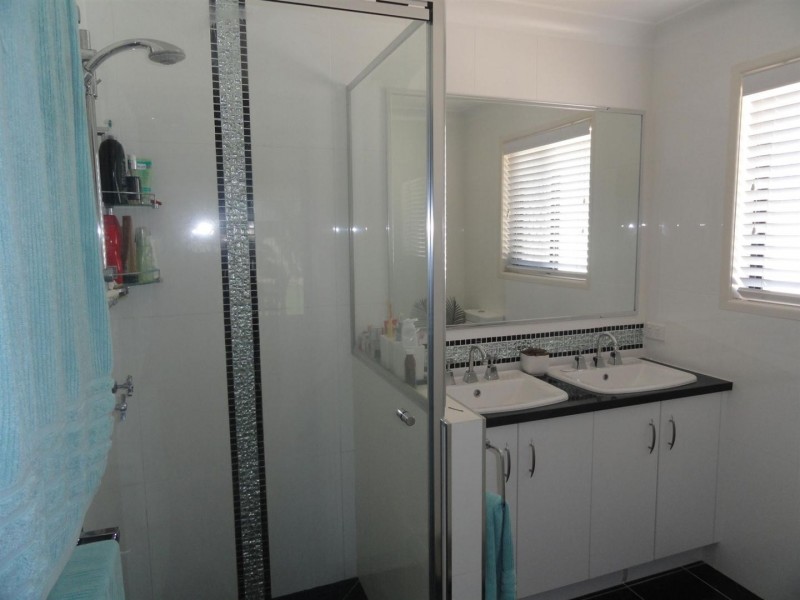 11 Corella Drive, Gracemere QLD 4702