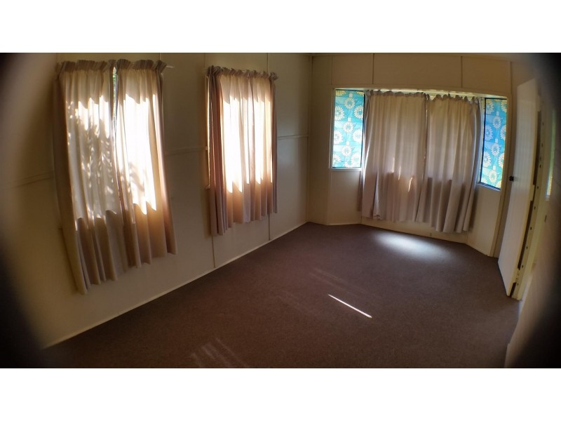 62 James Street, Mount Morgan QLD 4714