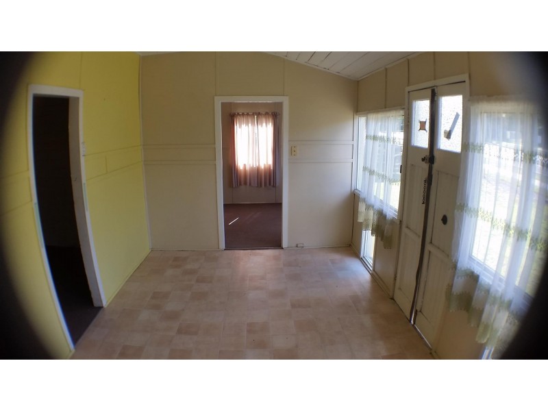 62 James Street, Mount Morgan QLD 4714