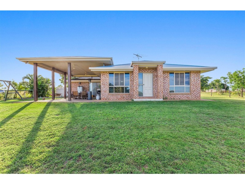18 Latimer Avenue, Gracemere QLD 4702