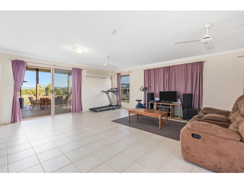 18 Latimer Avenue, Gracemere QLD 4702