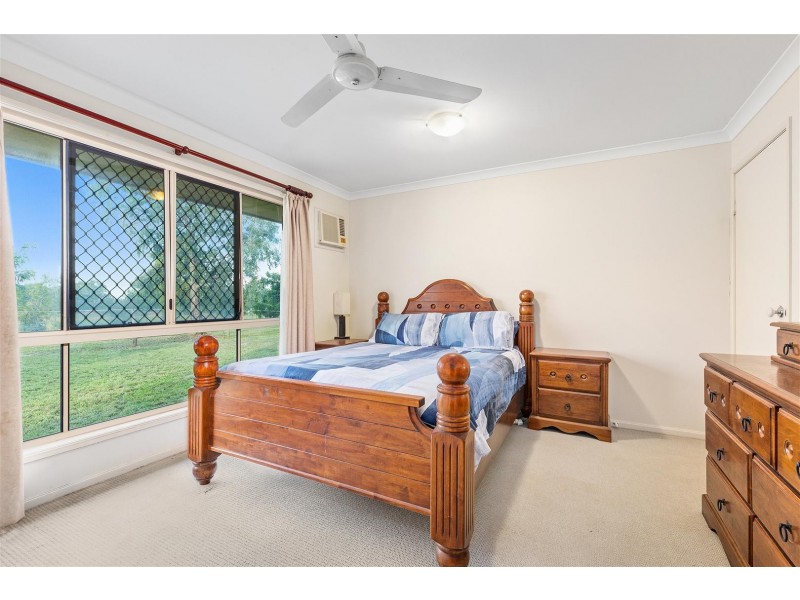 18 Latimer Avenue, Gracemere QLD 4702
