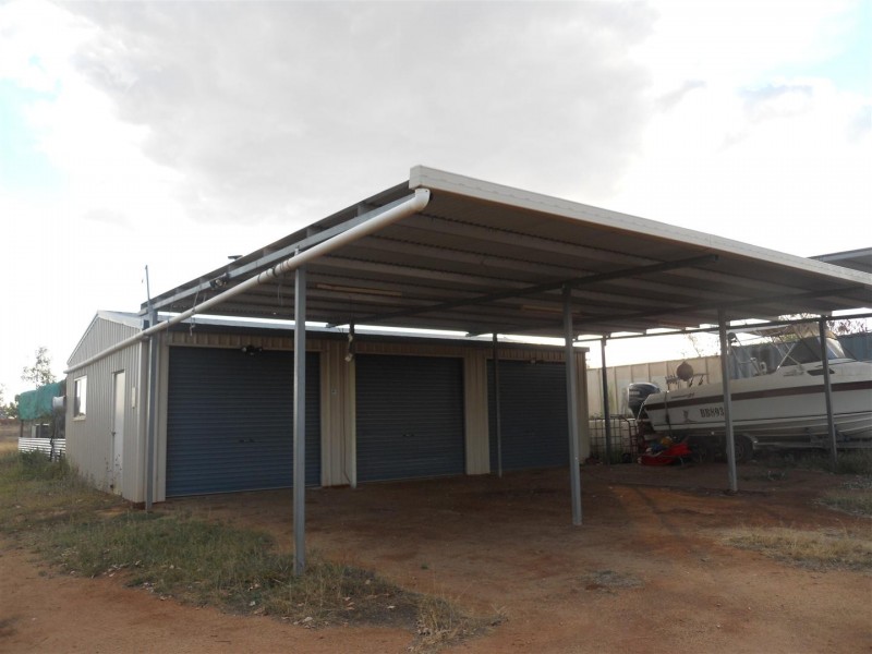 18 Latimer Avenue, Gracemere QLD 4702