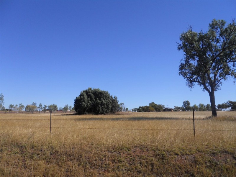 18 Latimer Avenue, Gracemere QLD 4702