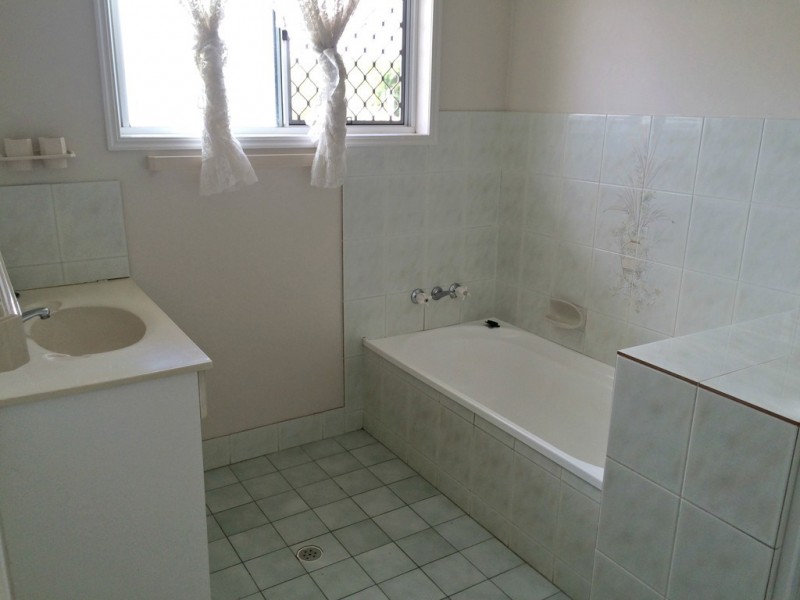 70 Johnson Road, Gracemere QLD 4702