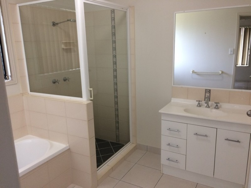 3 Anna Meares Avenue, Gracemere QLD 4702