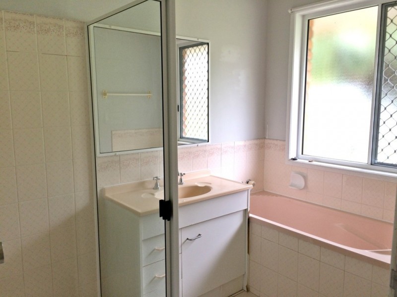 10 Mallet Close, Gracemere QLD 4702