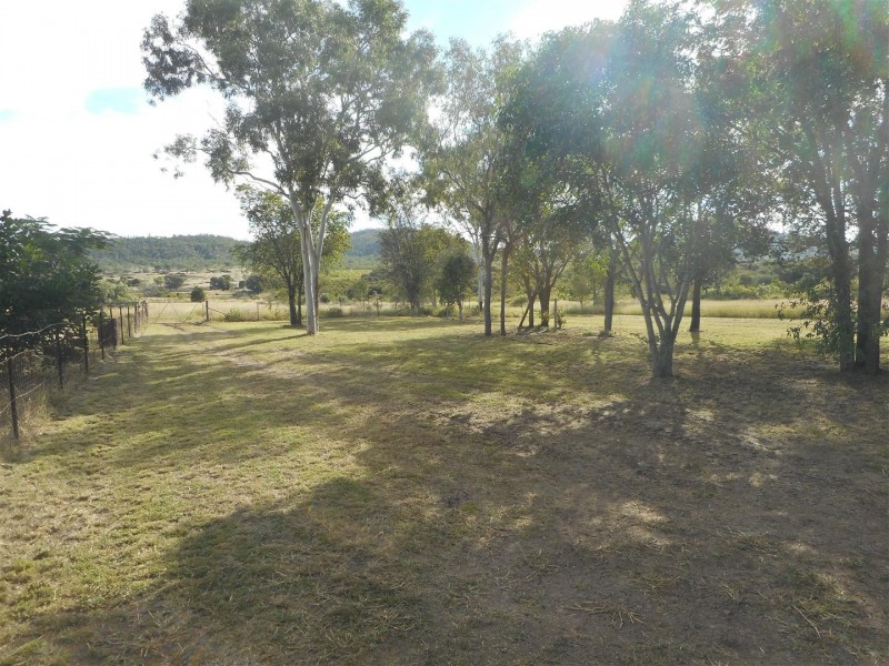 45 Smith Road, Stanwell QLD 4702