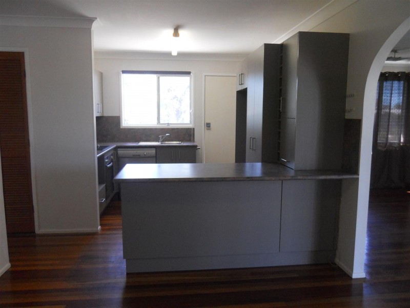 10 Arlott Street, Gracemere QLD 4702