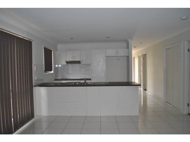 4 Viney Street, Gracemere QLD 4702