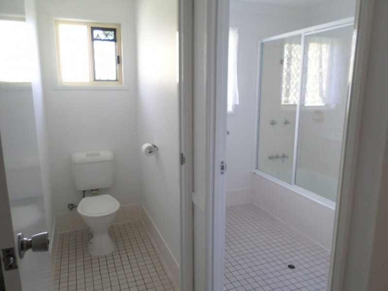 24 Davison Street, Gracemere QLD 4702