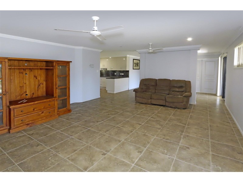 75 Huff Street, Gracemere QLD 4702