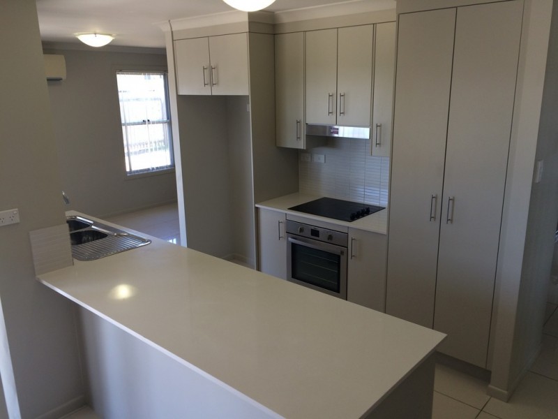 14 Maree Crescent, Gracemere QLD 4702