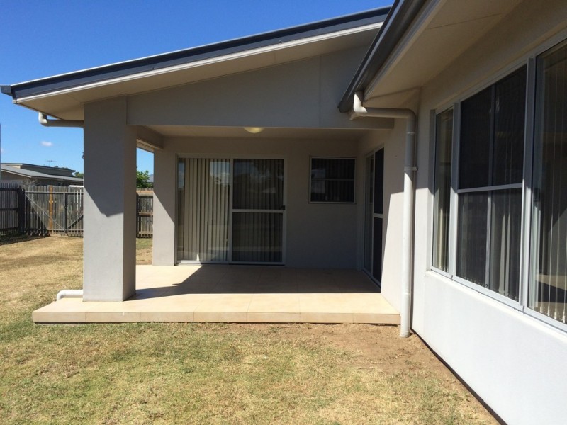 14 Maree Crescent, Gracemere QLD 4702