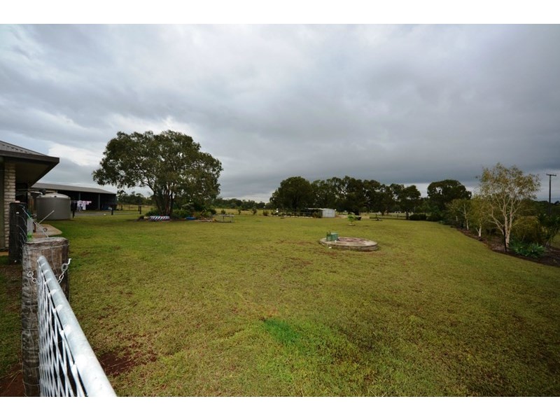 19 Robertson Road, Gracemere QLD 4702