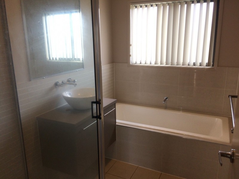 53 Middle Road, Gracemere QLD 4702