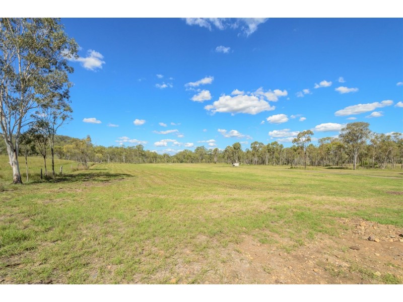 431 The Narrows Road, Mount Larcom QLD 4695