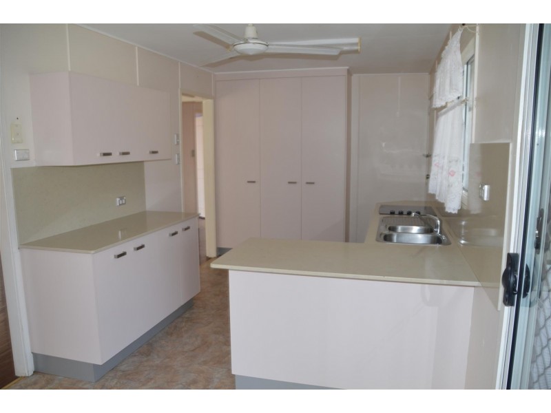 37 Stickley Street, West Rockhampton QLD 4700