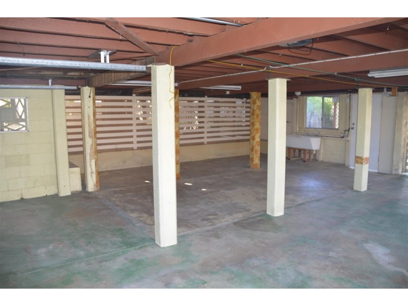 37 Stickley Street, West Rockhampton QLD 4700