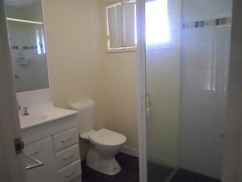17 Riley Drive, Gracemere QLD 4702