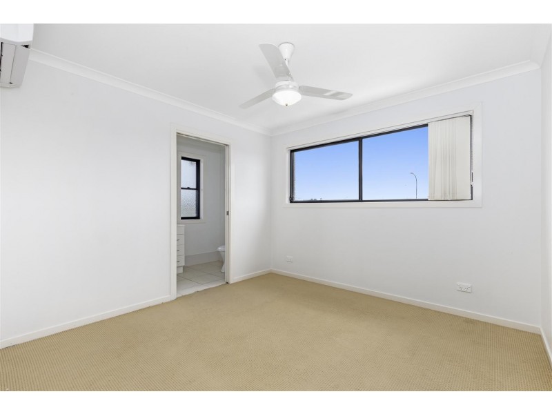 5 Chatterton  Boulevard, Gracemere QLD 4702