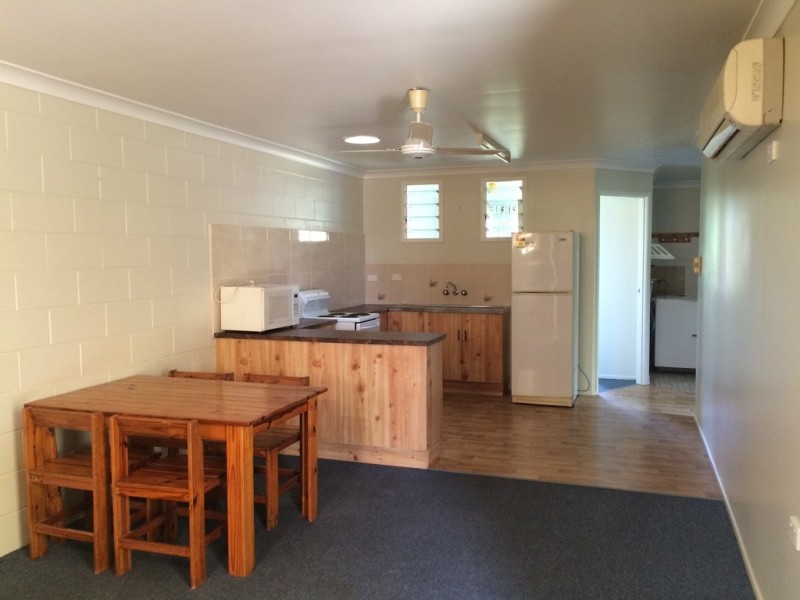 1/8 Arthur Street, Gracemere QLD 4702