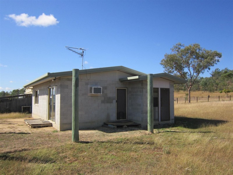 523 The Narrows Road, Mount Larcom QLD 4695