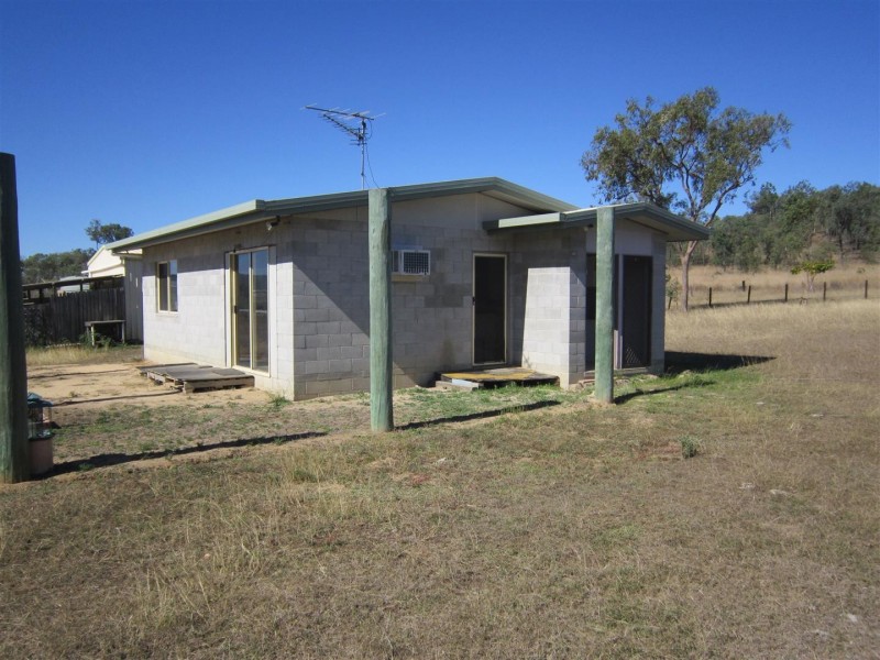 523 The Narrows Road, Mount Larcom QLD 4695