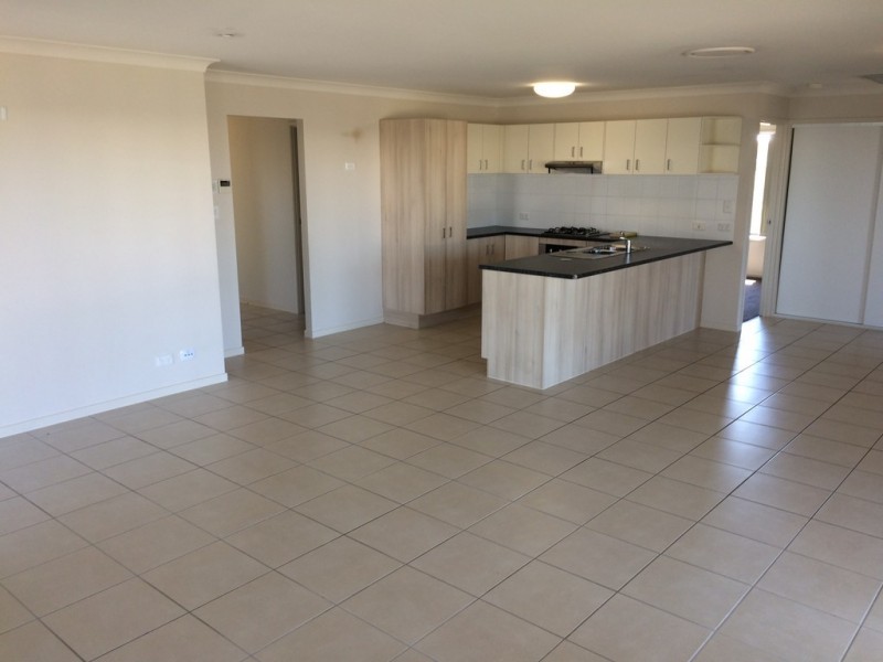 4 Press Court, Gracemere QLD 4702