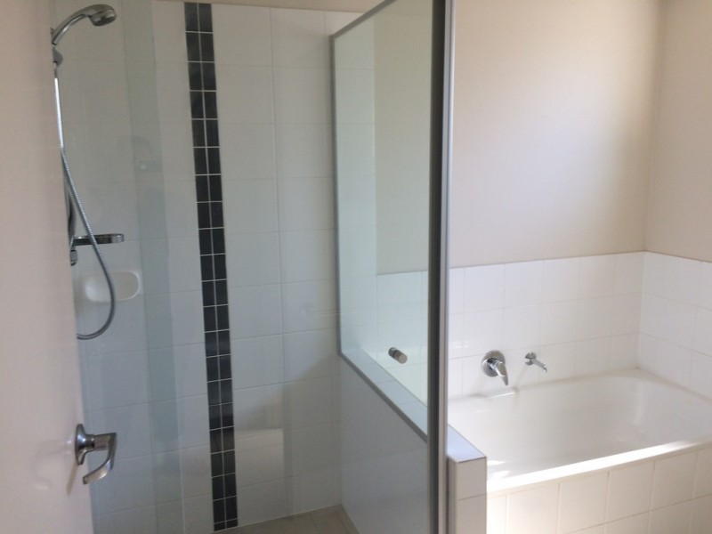 4 Press Court, Gracemere QLD 4702