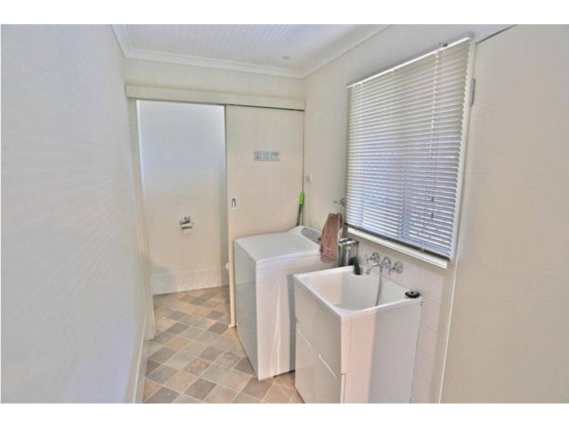 14 Phillip Street, Emu Park QLD 4710